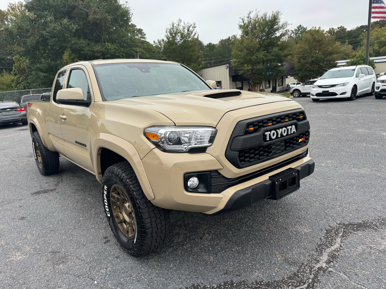 2018 Toyota Tacoma TRD Access Cab V6 4x4 photo 7
