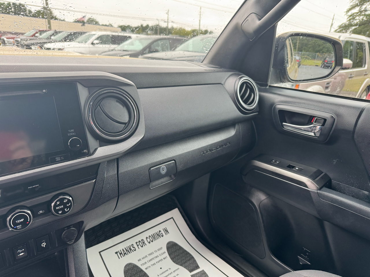 2018 Toyota Tacoma TRD Access Cab V6 4x4 photo 15