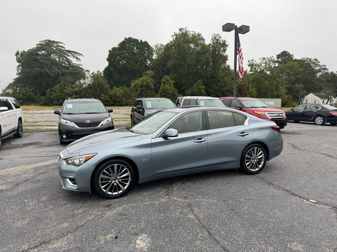 2018 Infiniti Q50 3.0t LUXE photo 2