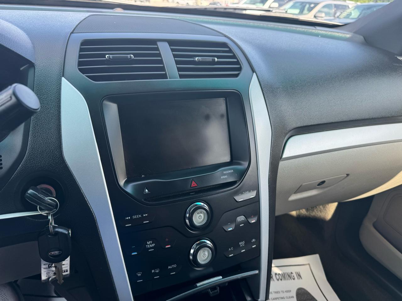 Ford Explorer 4WD 4dr XLT 2013