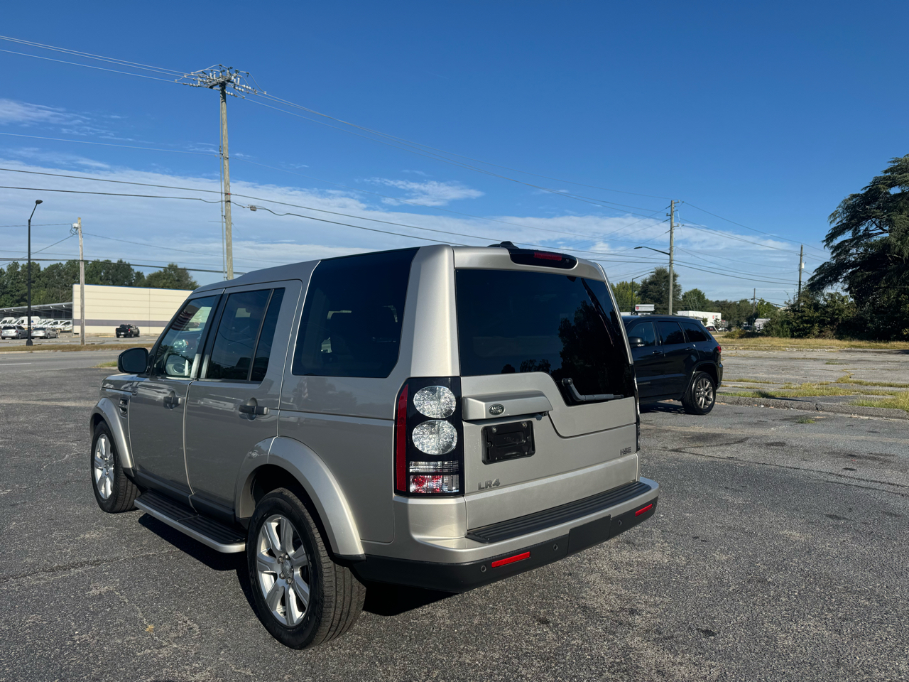 2016 Land Rover LR4 HSE photo 2