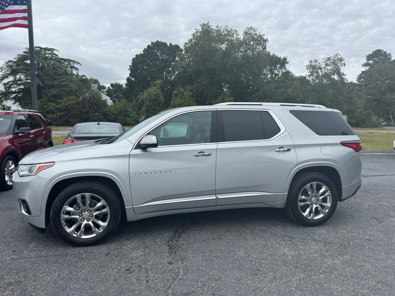2019 Chevrolet Traverse High Country RS photo 3