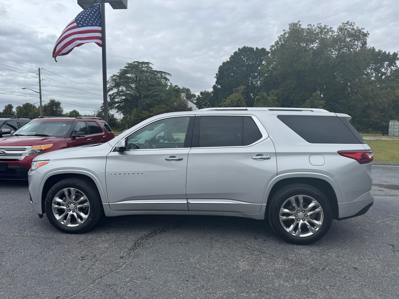 2019 Chevrolet Traverse High Country RS photo 4