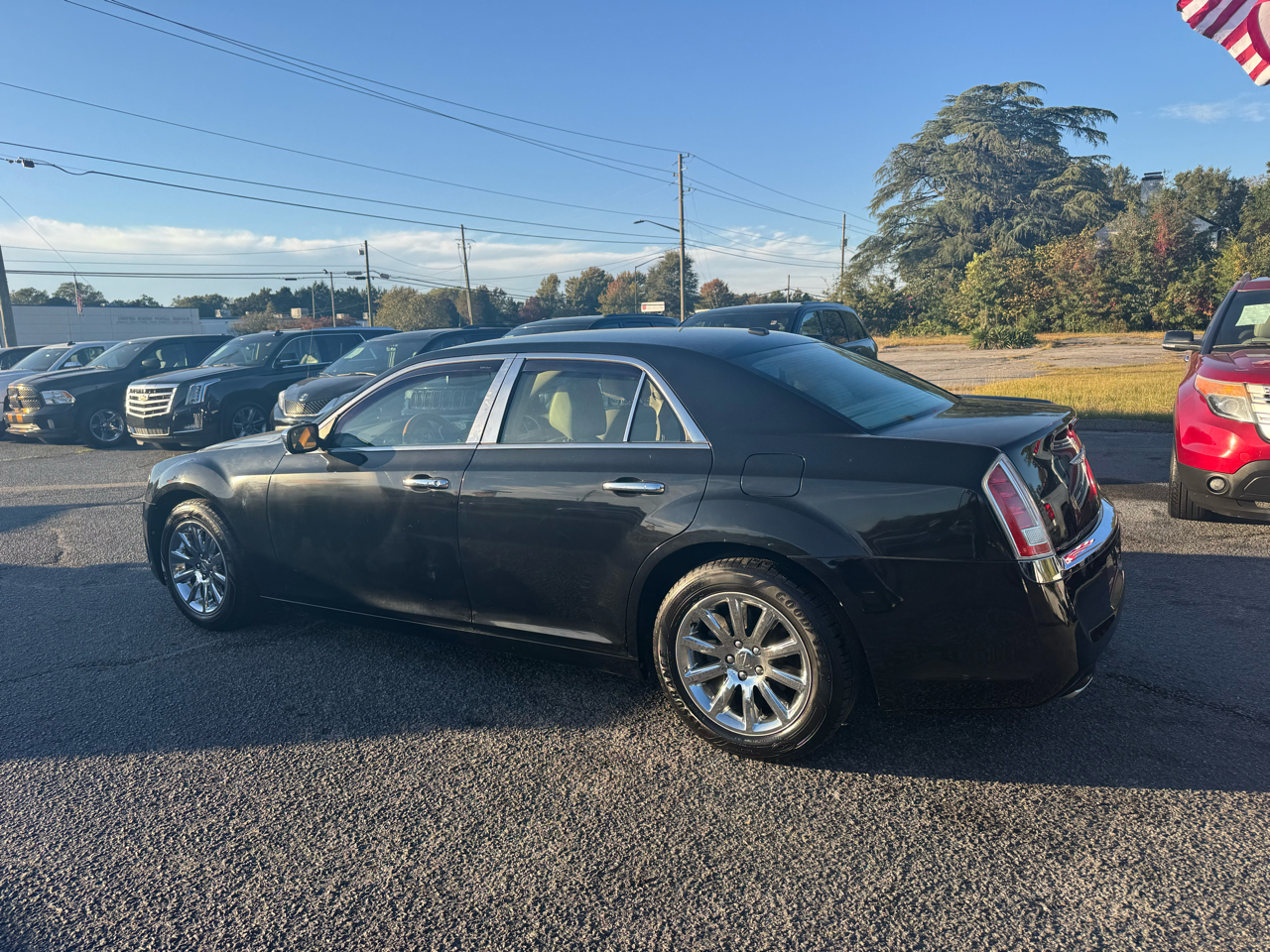 Chrysler 300 4dr Sdn 300C RWD 2014 Chrysler 300 4dr Sdn 300C RWD 2014