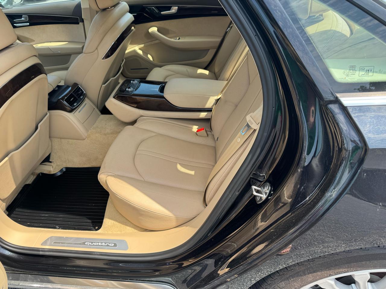 Audi A8 L 4dr Sdn 4.0T 2015