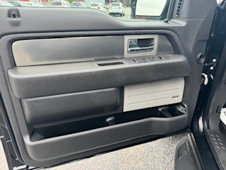 Ford F-150 4WD SuperCrew 145" SVT Raptor 2014