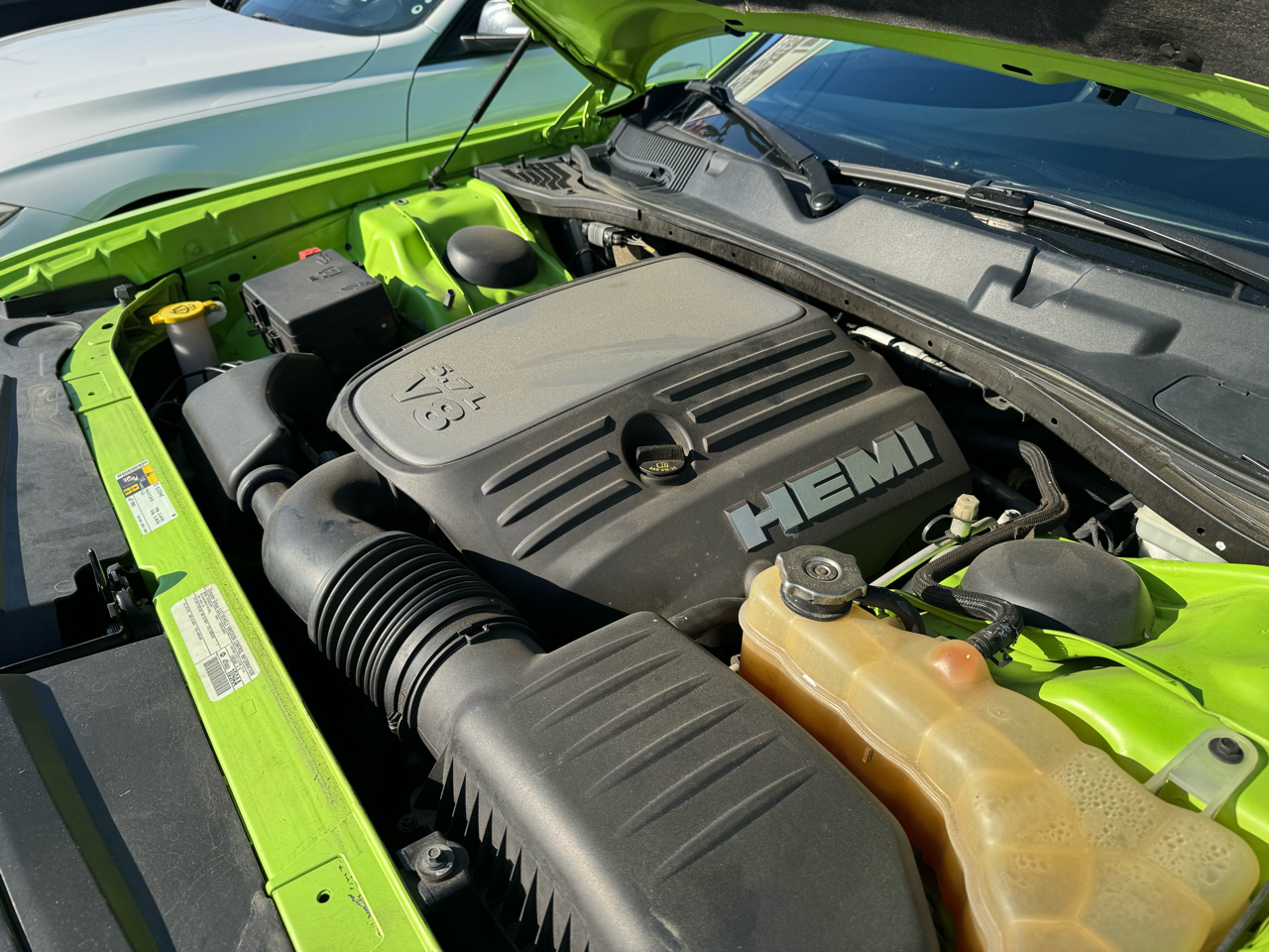 Dodge Challenger 2dr Cpe R/T Plus 2015