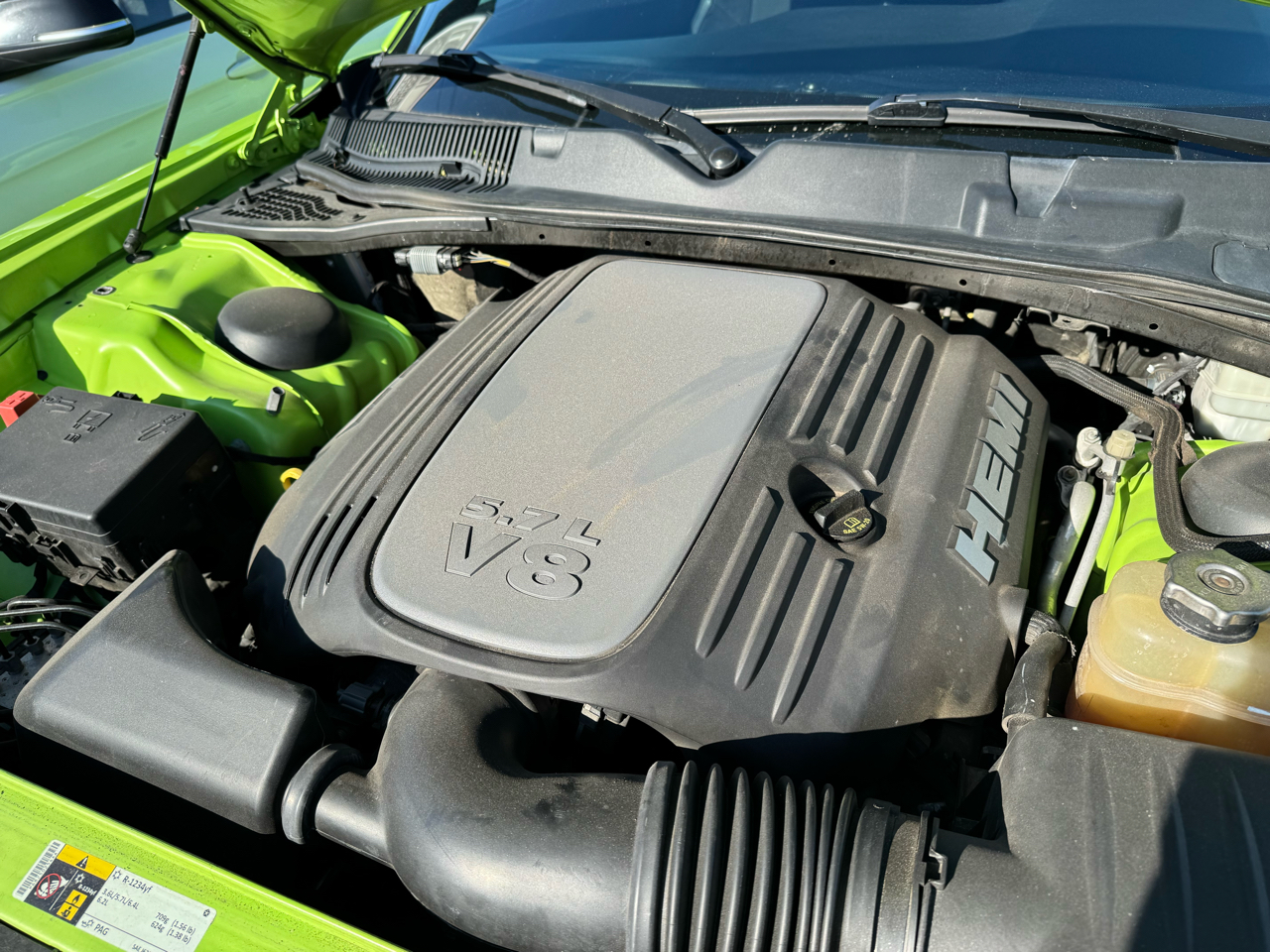 Dodge Challenger 2dr Cpe R/T Plus 2015