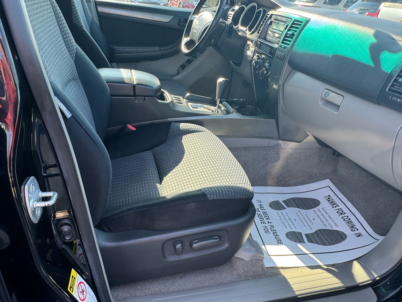 Toyota 4Runner 4WD 4dr V6 Sport (Natl) 2008