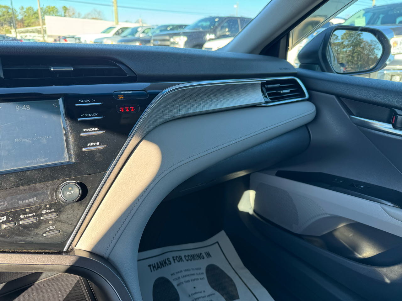 Toyota Camry SE Auto (Natl) 2018