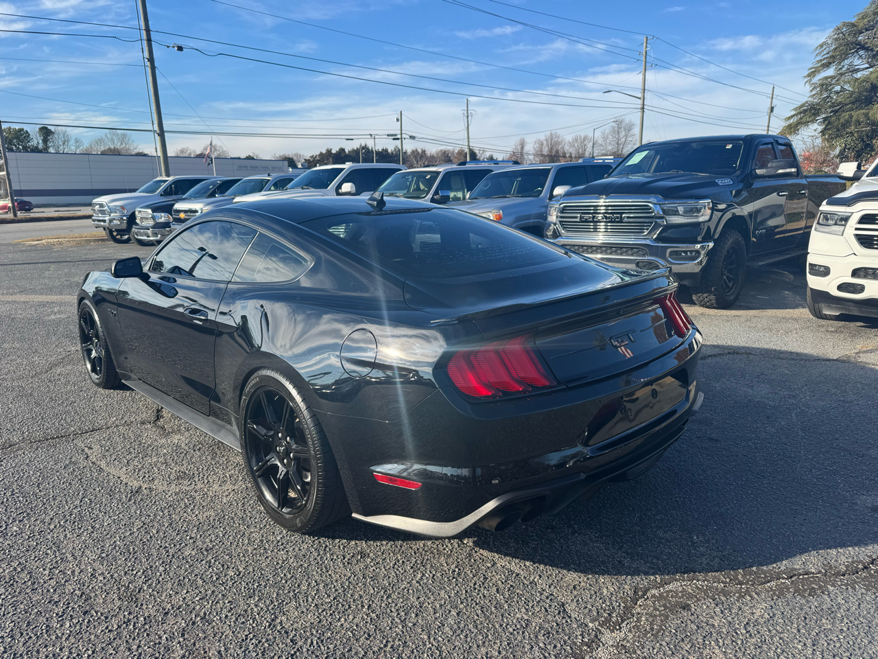 Ford Mustang GT Fastback 2020