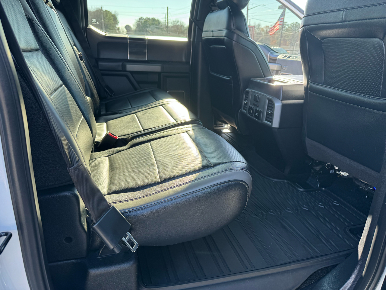 Ford F-150 Raptor 4WD SuperCrew 5.5' Box 2017