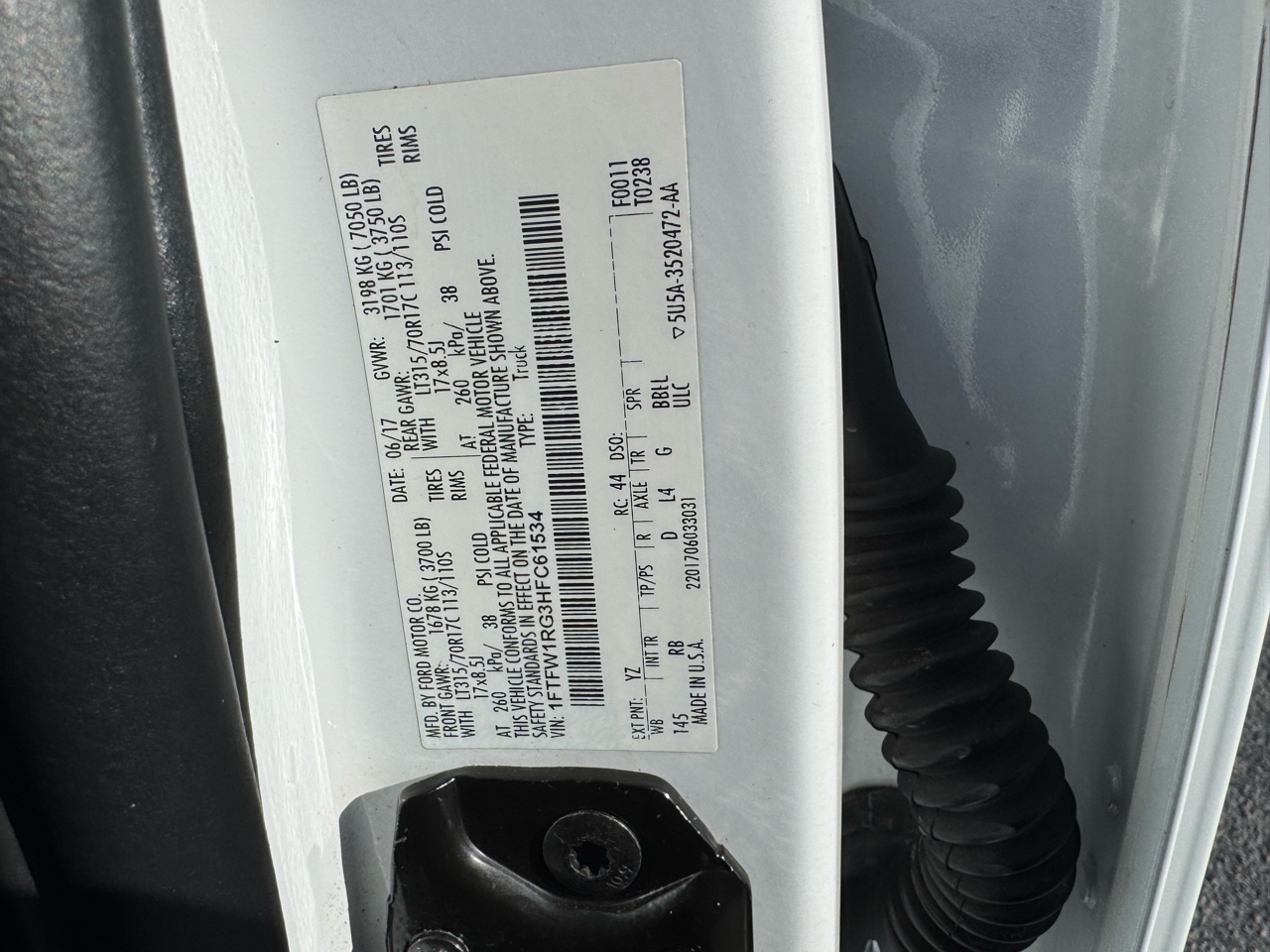 Ford F-150 Raptor 4WD SuperCrew 5.5' Box 2017