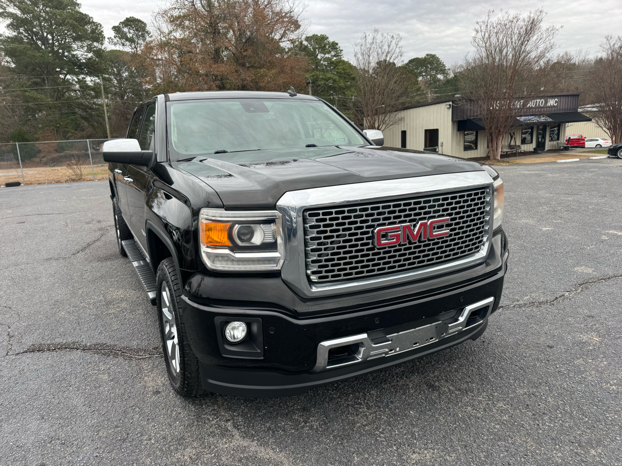 GMC Sierra 1500 4WD Crew Cab 143.5" Denali 2014