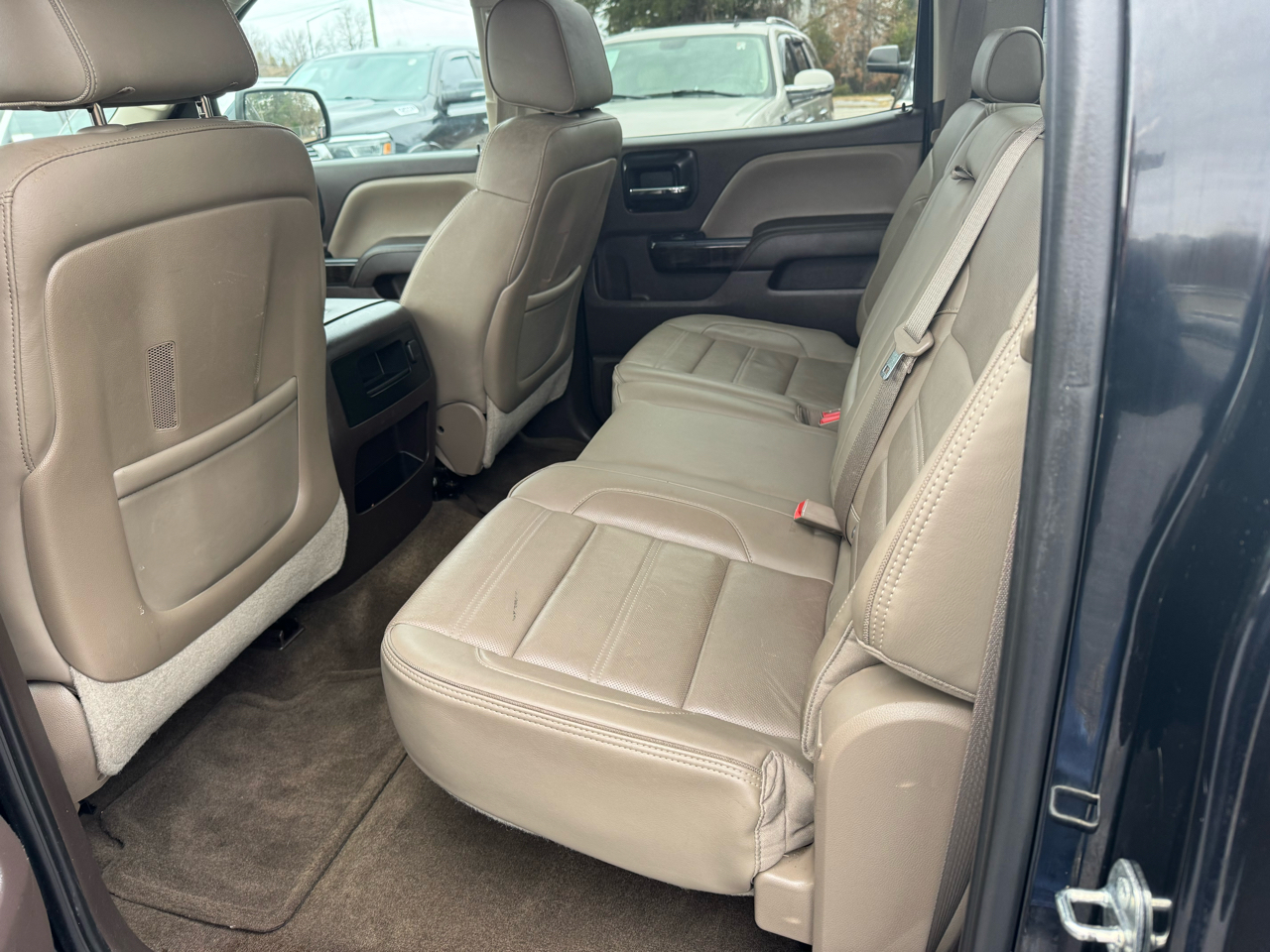 GMC Sierra 1500 4WD Crew Cab 143.5" Denali 2014