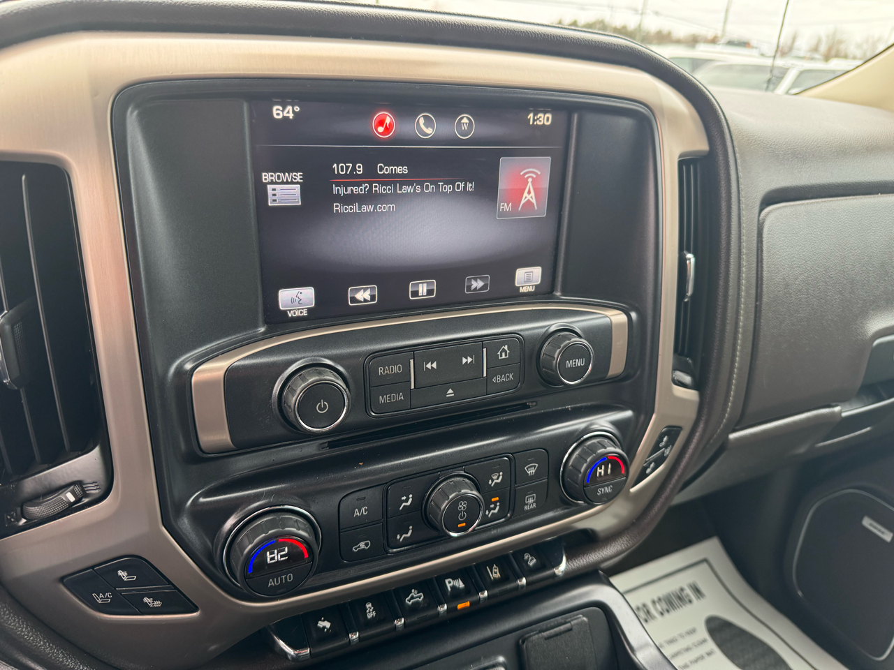 GMC Sierra 1500 4WD Crew Cab 143.5" Denali 2014