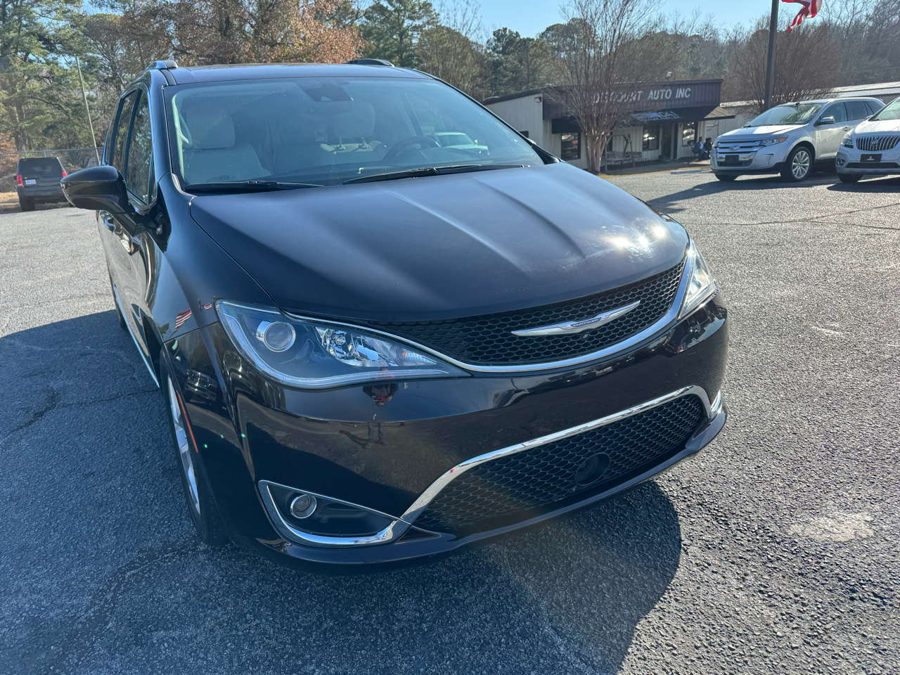 Chrysler Pacifica Touring-L Plus FWD 2017