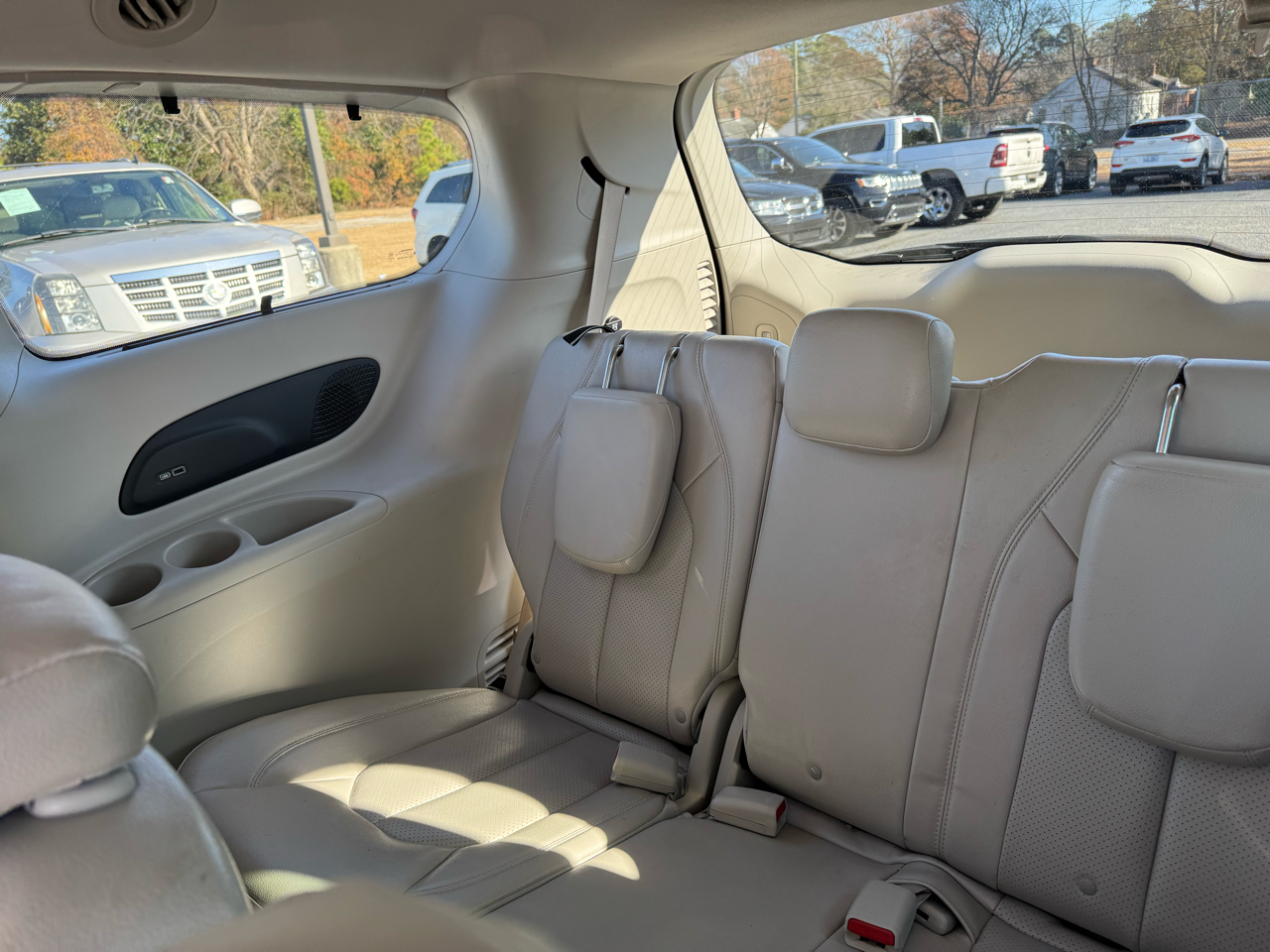 Chrysler Pacifica Touring-L Plus FWD 2017