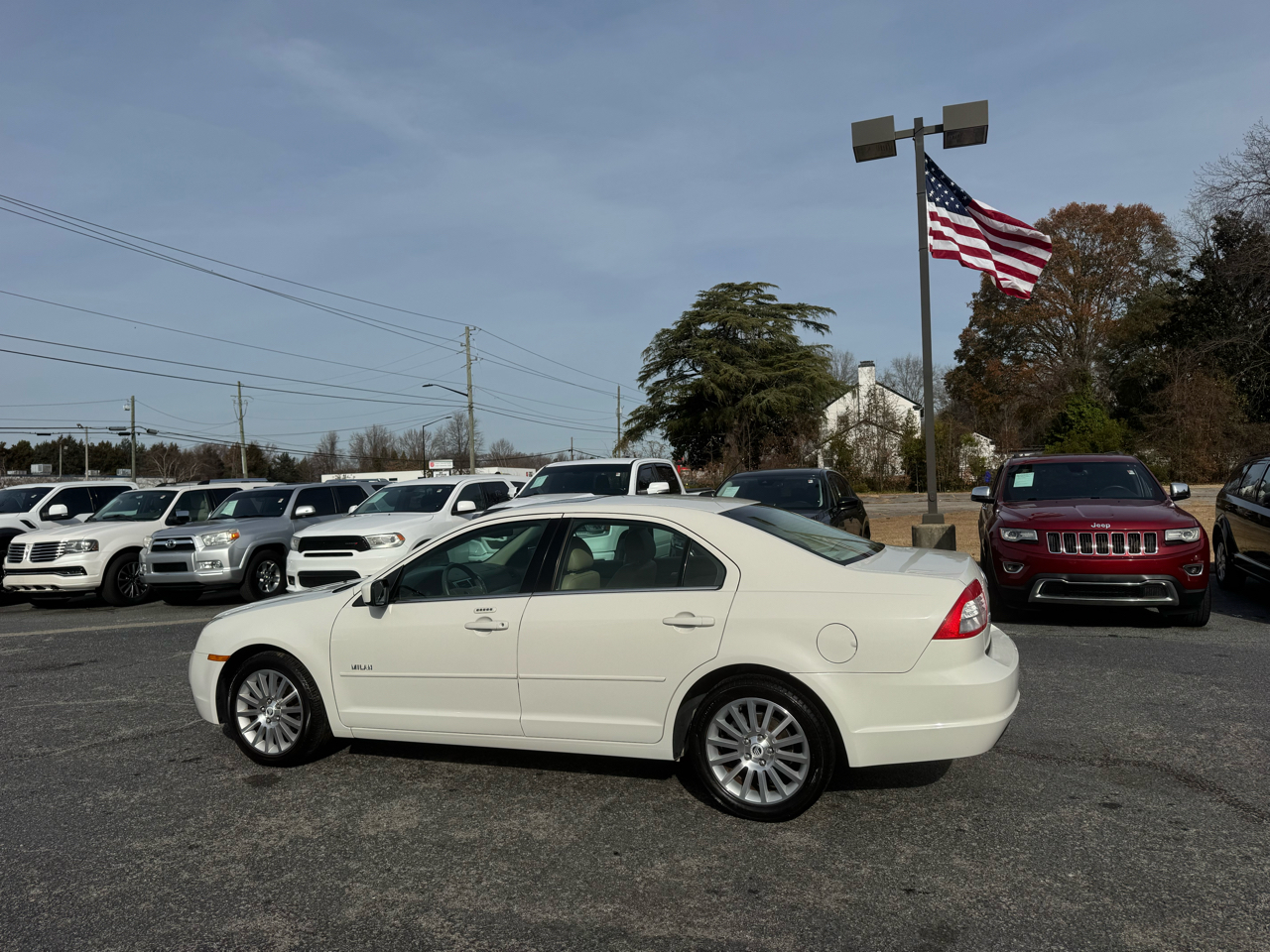 Mercury Milan 4dr Sdn I4 Premier FWD 2008