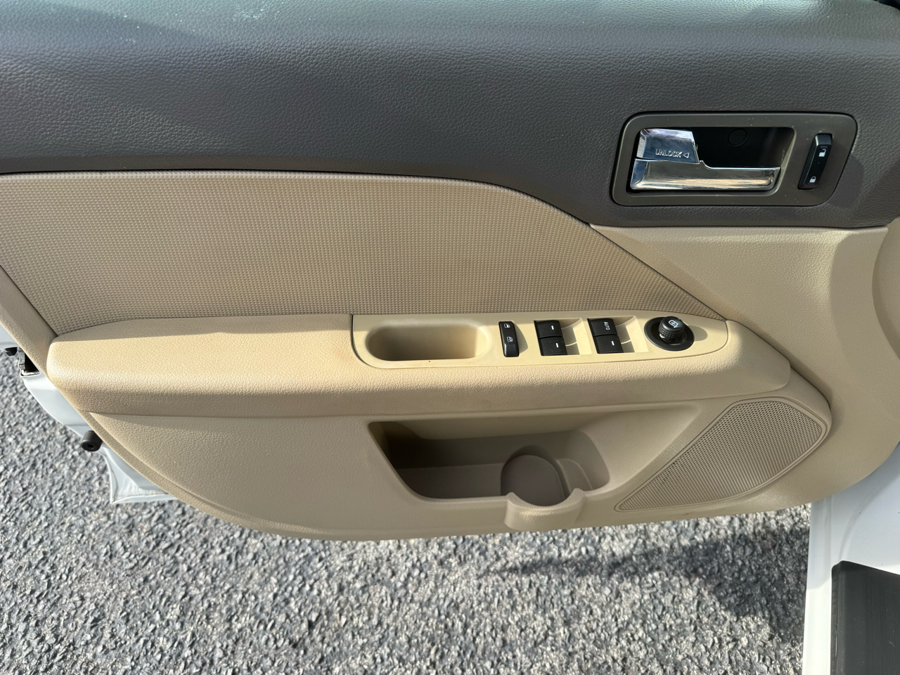 Mercury Milan 4dr Sdn I4 Premier FWD 2008