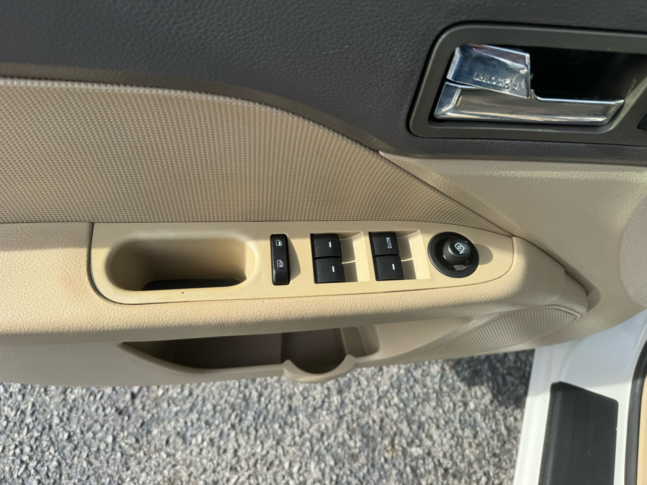 Mercury Milan 4dr Sdn I4 Premier FWD 2008