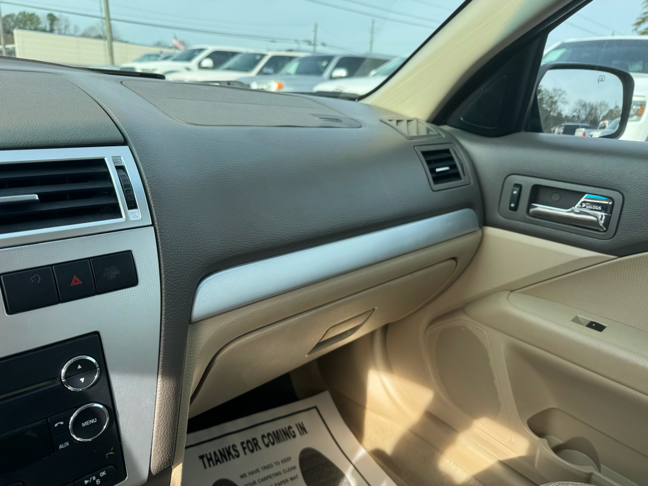 Mercury Milan 4dr Sdn I4 Premier FWD 2008