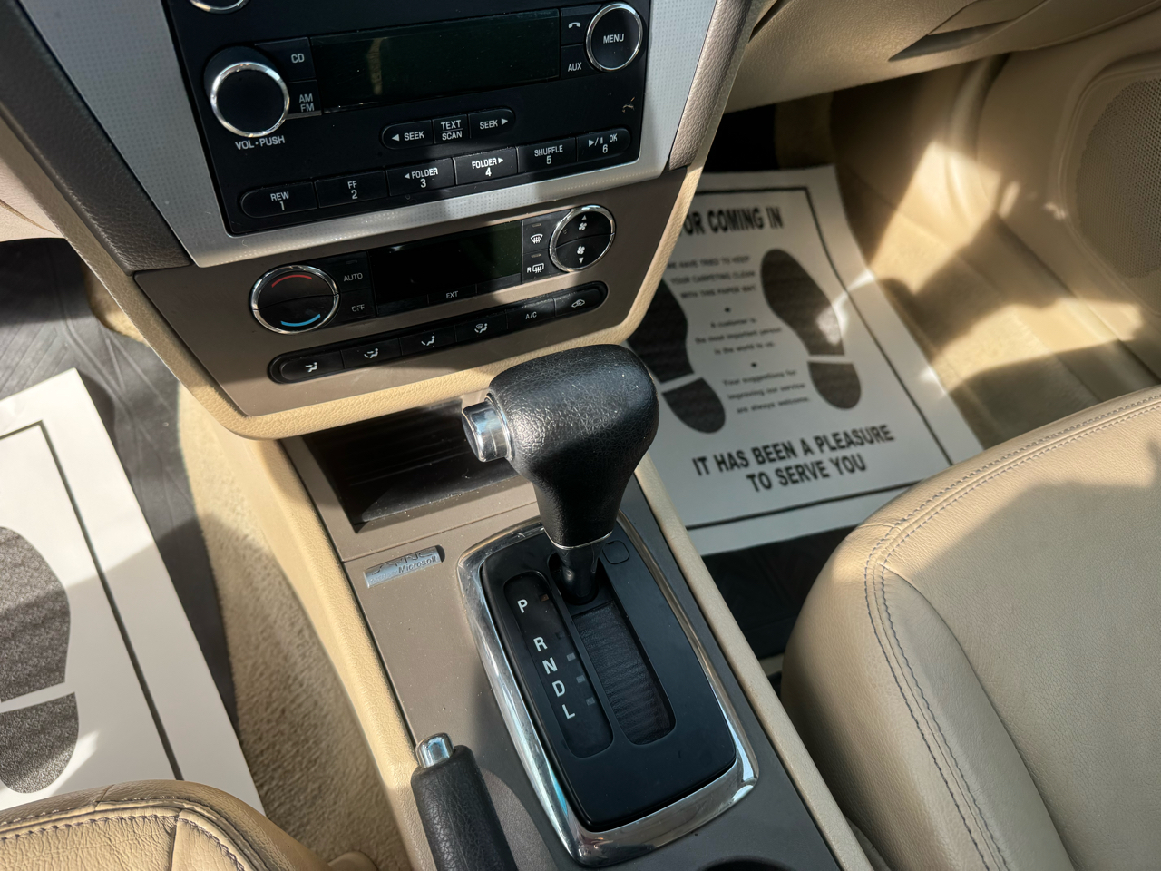 Mercury Milan 4dr Sdn I4 Premier FWD 2008