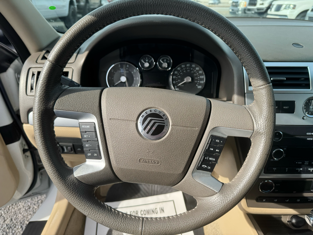 Mercury Milan 4dr Sdn I4 Premier FWD 2008