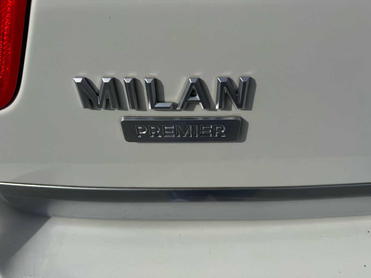 Mercury Milan 4dr Sdn I4 Premier FWD 2008