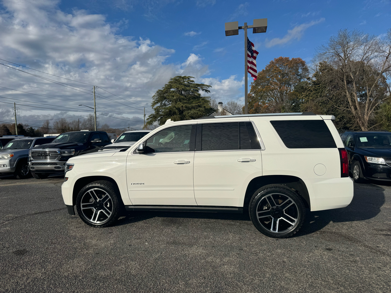 Chevrolet Tahoe 4WD 4dr Premier 2017