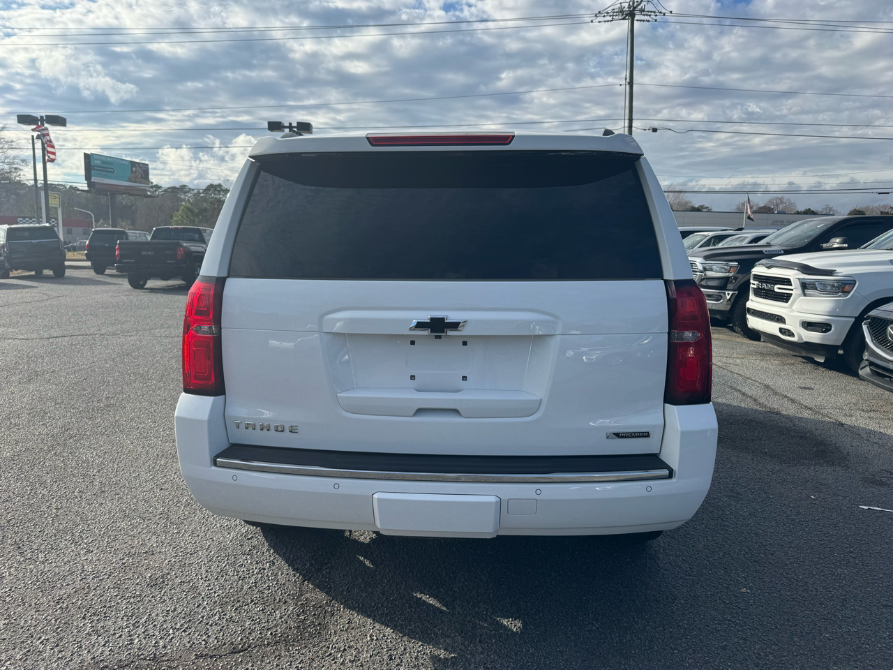 Chevrolet Tahoe 4WD 4dr Premier 2017