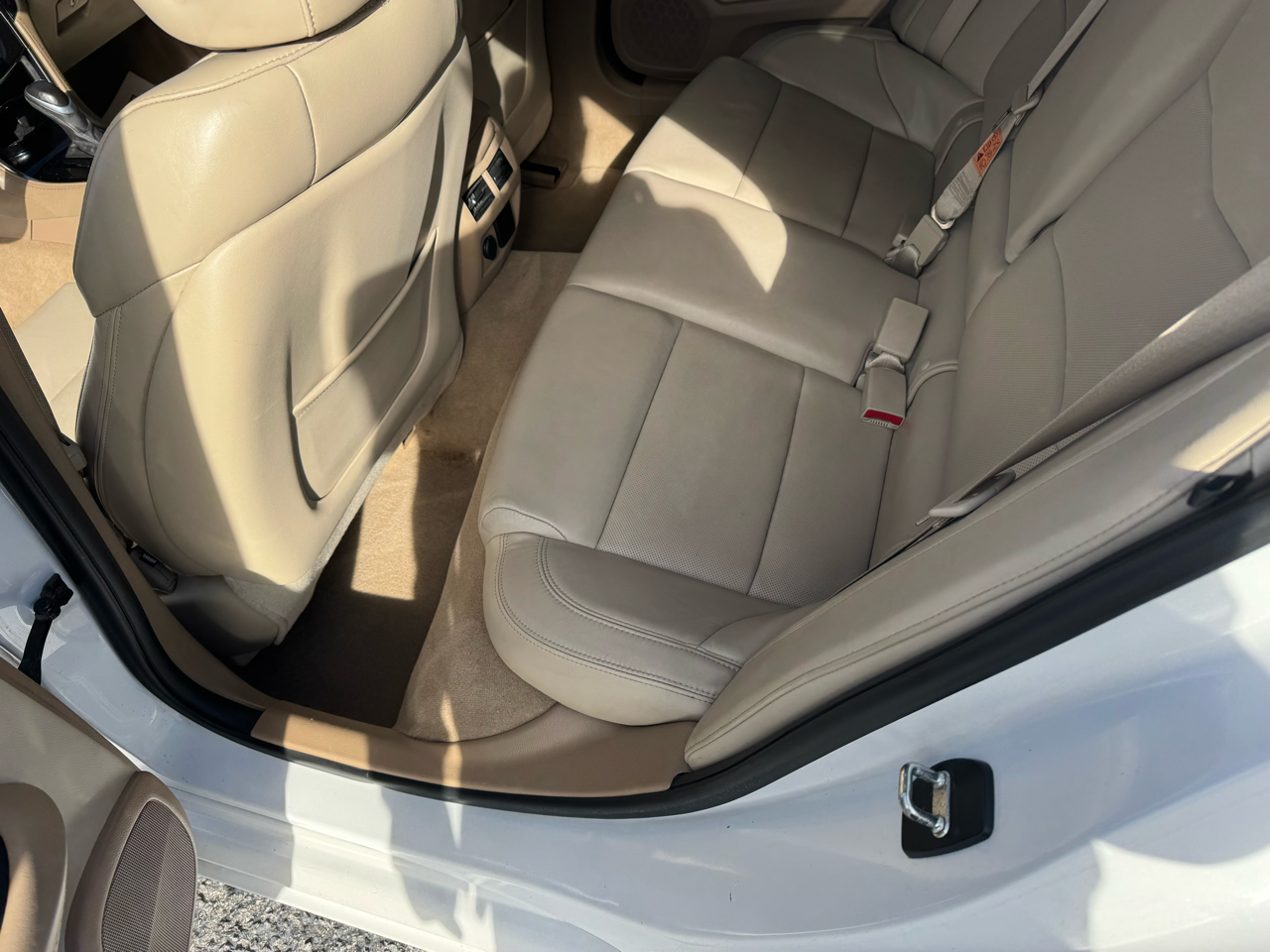 Cadillac ATS Sedan 4dr Sdn 2.0L Luxury RWD 2015