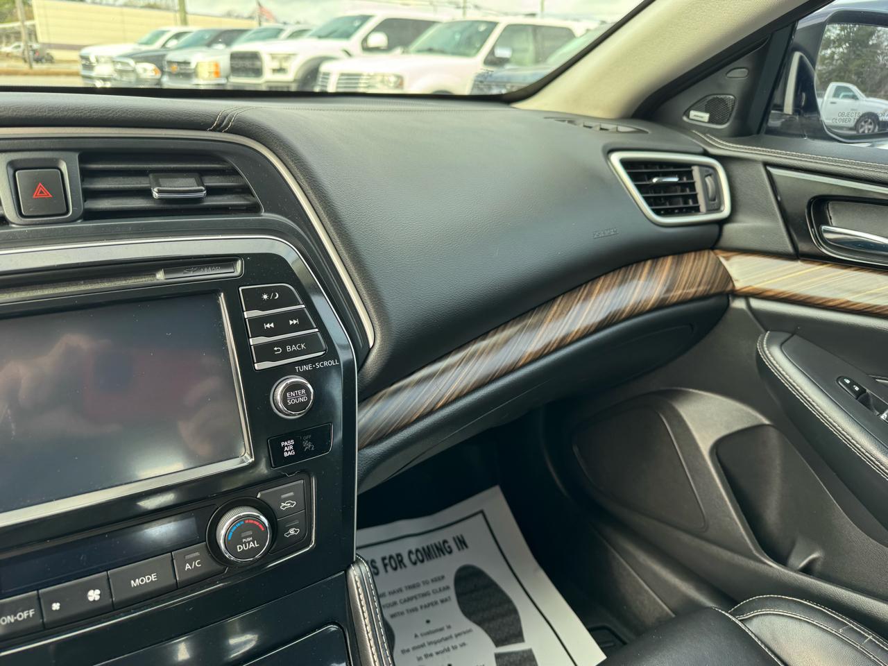 Nissan Maxima Platinum 3.5L 2017