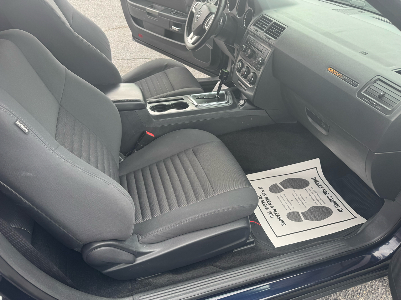 Dodge Challenger 2dr Cpe R/T 2012