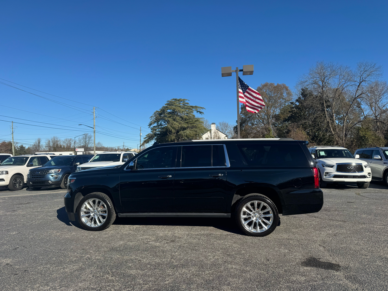 Chevrolet Suburban 4WD 4dr 1500 Premier 2019