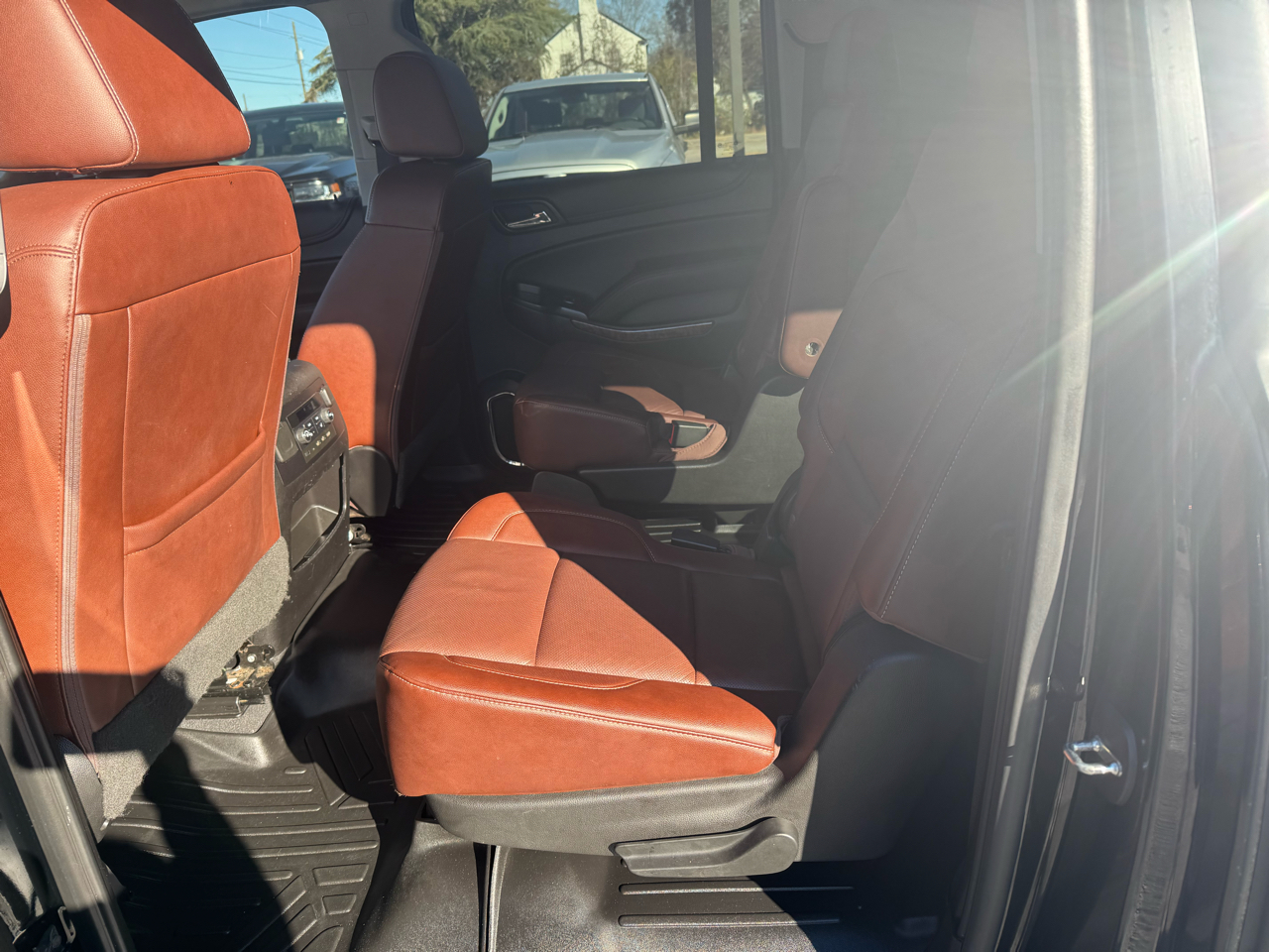 Chevrolet Suburban 4WD 4dr 1500 Premier 2019