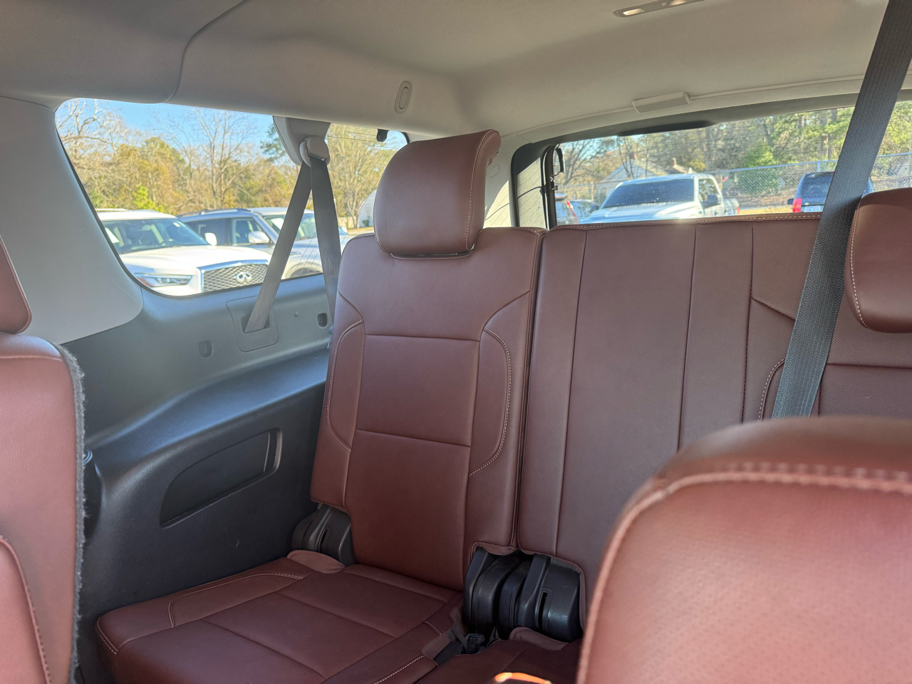 Chevrolet Suburban 4WD 4dr 1500 Premier 2019