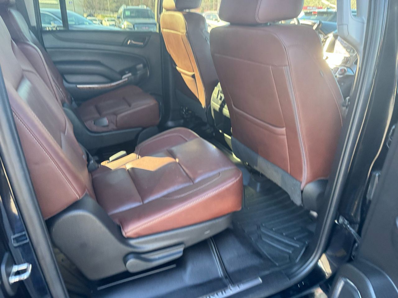 Chevrolet Suburban 4WD 4dr 1500 Premier 2019