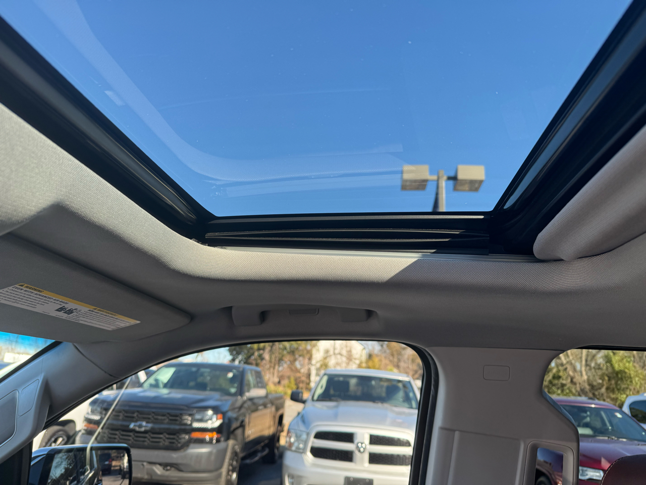 Chevrolet Suburban 4WD 4dr 1500 Premier 2019