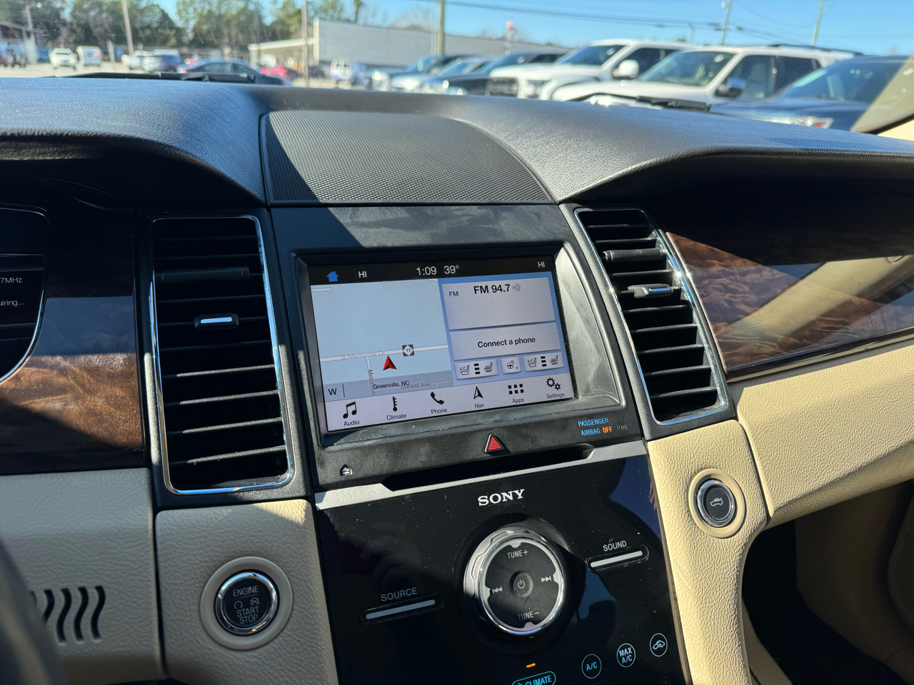 Ford Taurus Limited FWD 2017