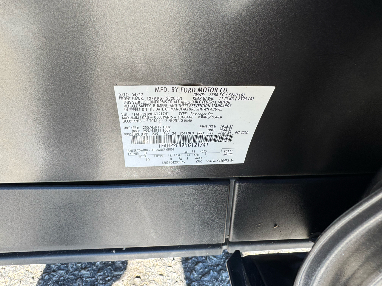 Ford Taurus Limited FWD 2017