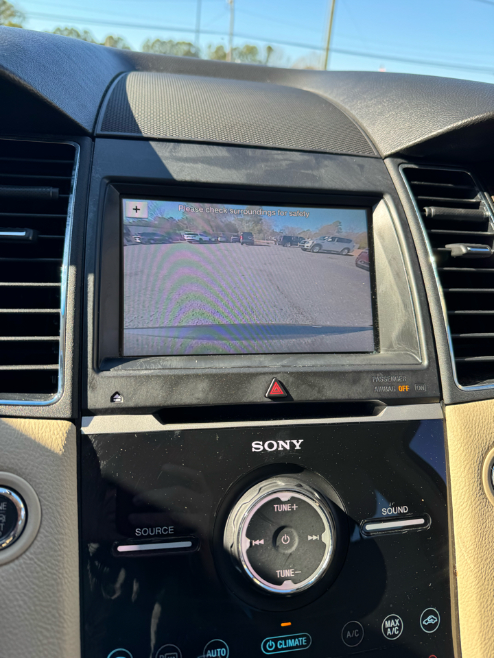 Ford Taurus Limited FWD 2017