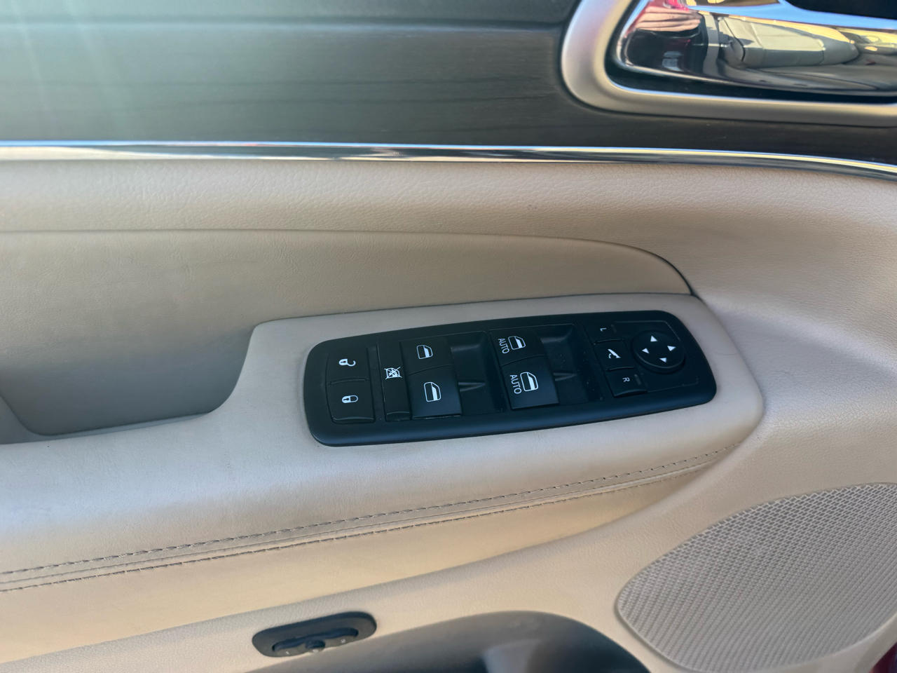 Jeep Grand Cherokee 4WD 4dr Overland 2016