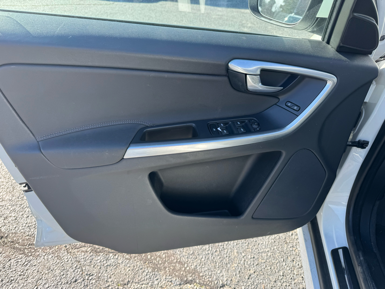 Volvo XC60 2015.5 FWD 4dr T5 Drive-E 2015