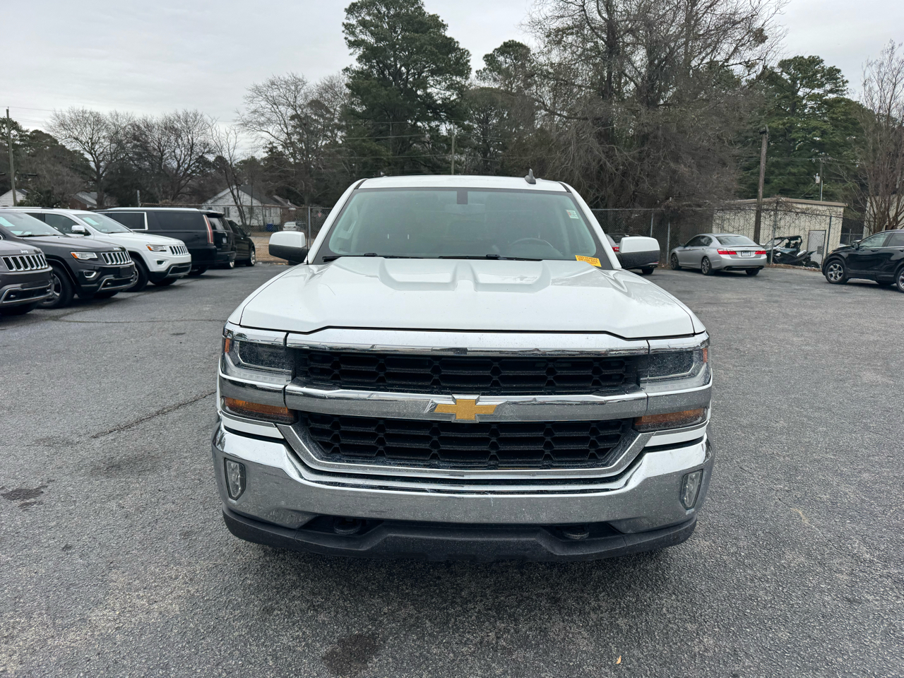 Chevrolet Silverado 1500 4WD Crew Cab 143.5" LT w/1LT 2018