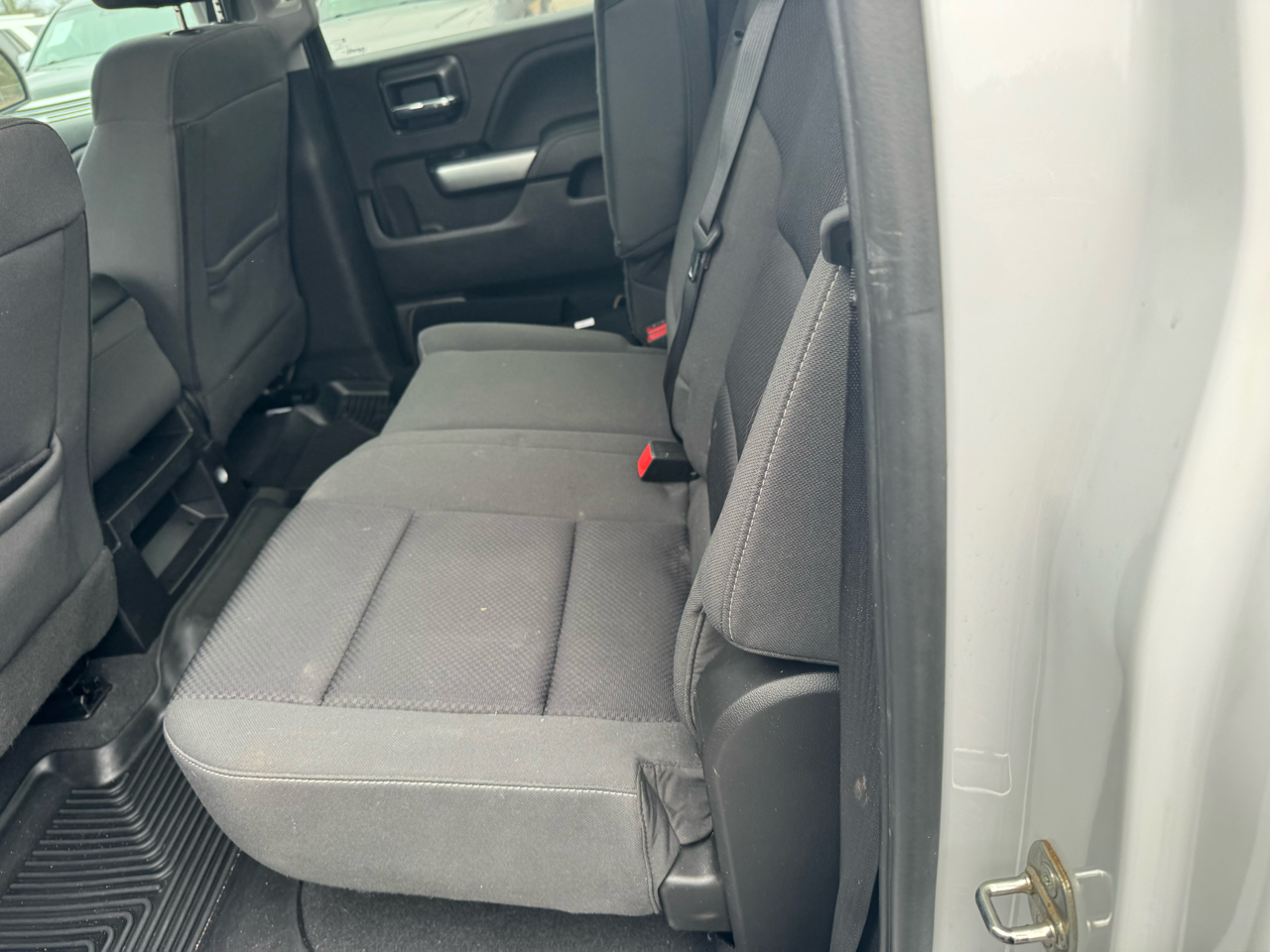 Chevrolet Silverado 1500 4WD Crew Cab 143.5" LT w/1LT 2018