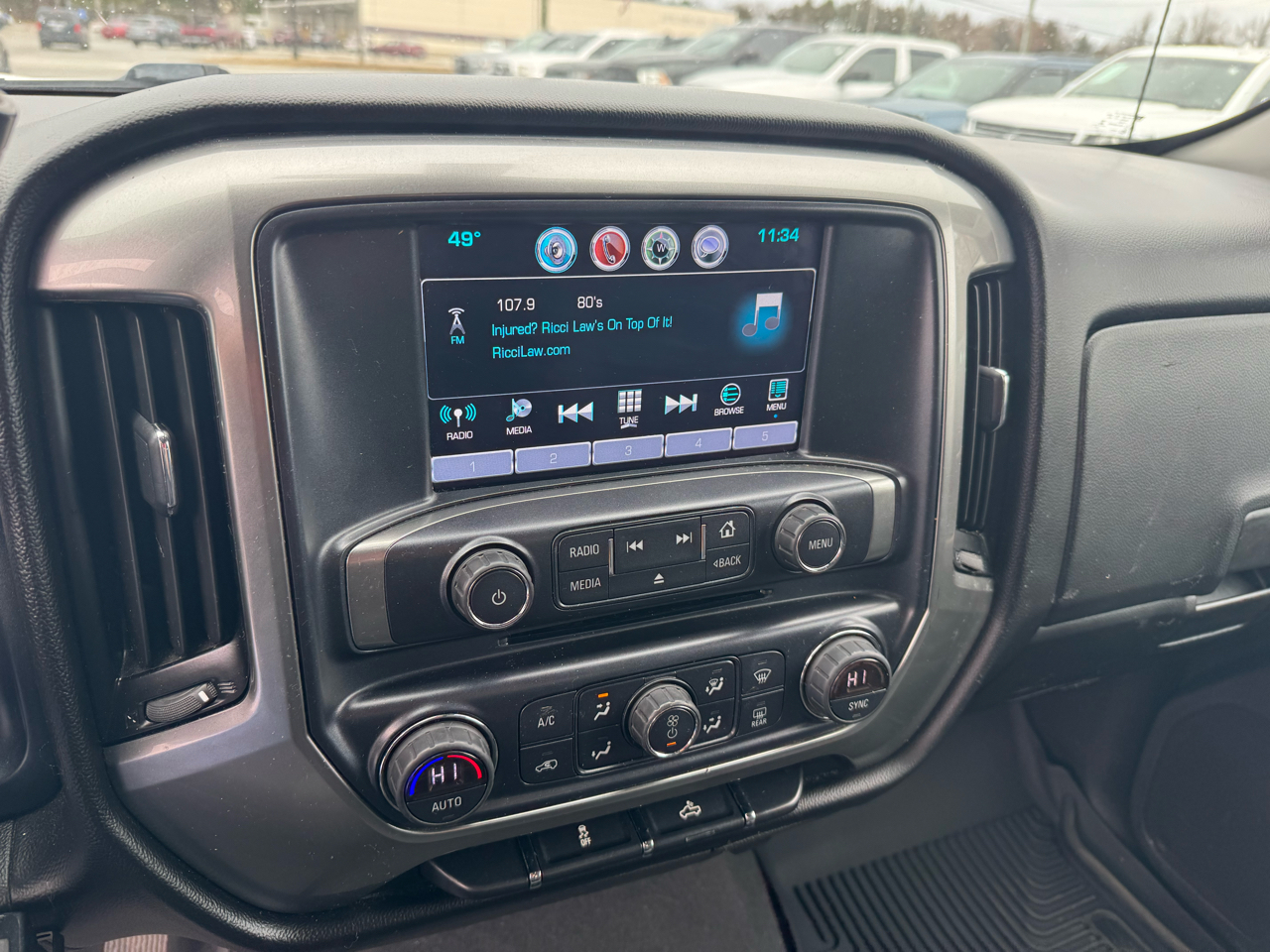 Chevrolet Silverado 1500 4WD Crew Cab 143.5" LT w/1LT 2018