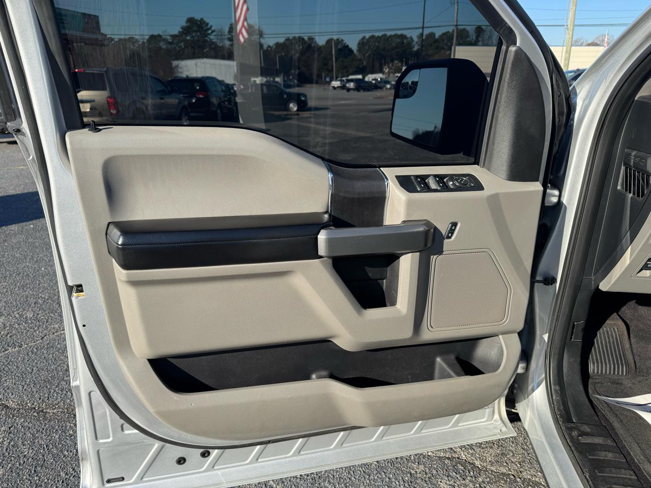 Ford F-150 XLT 4WD SuperCrew 5.5' Box 2017