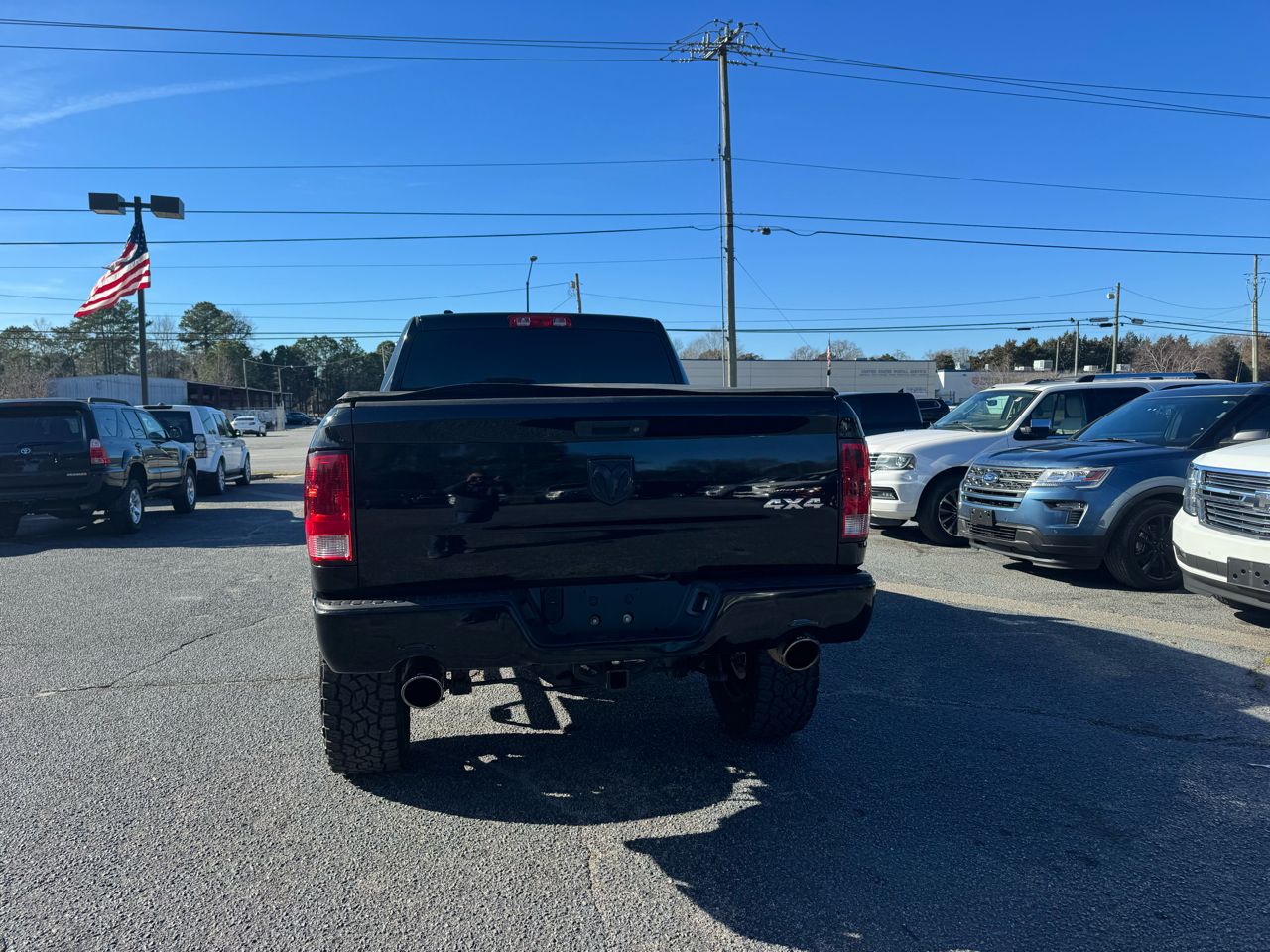 RAM 1500 4WD Quad Cab 140.5" Express 2013