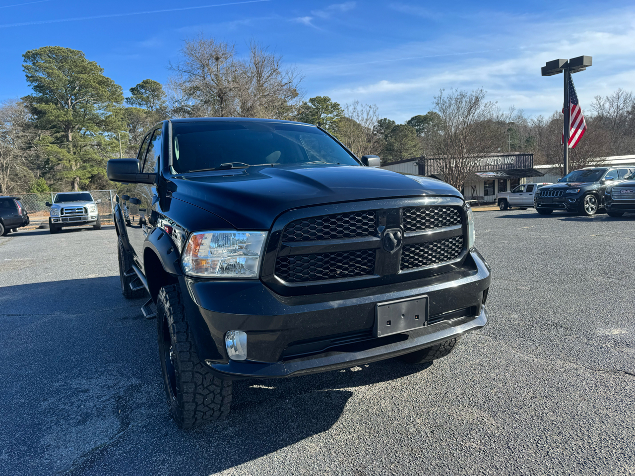 RAM 1500 4WD Quad Cab 140.5" Express 2013